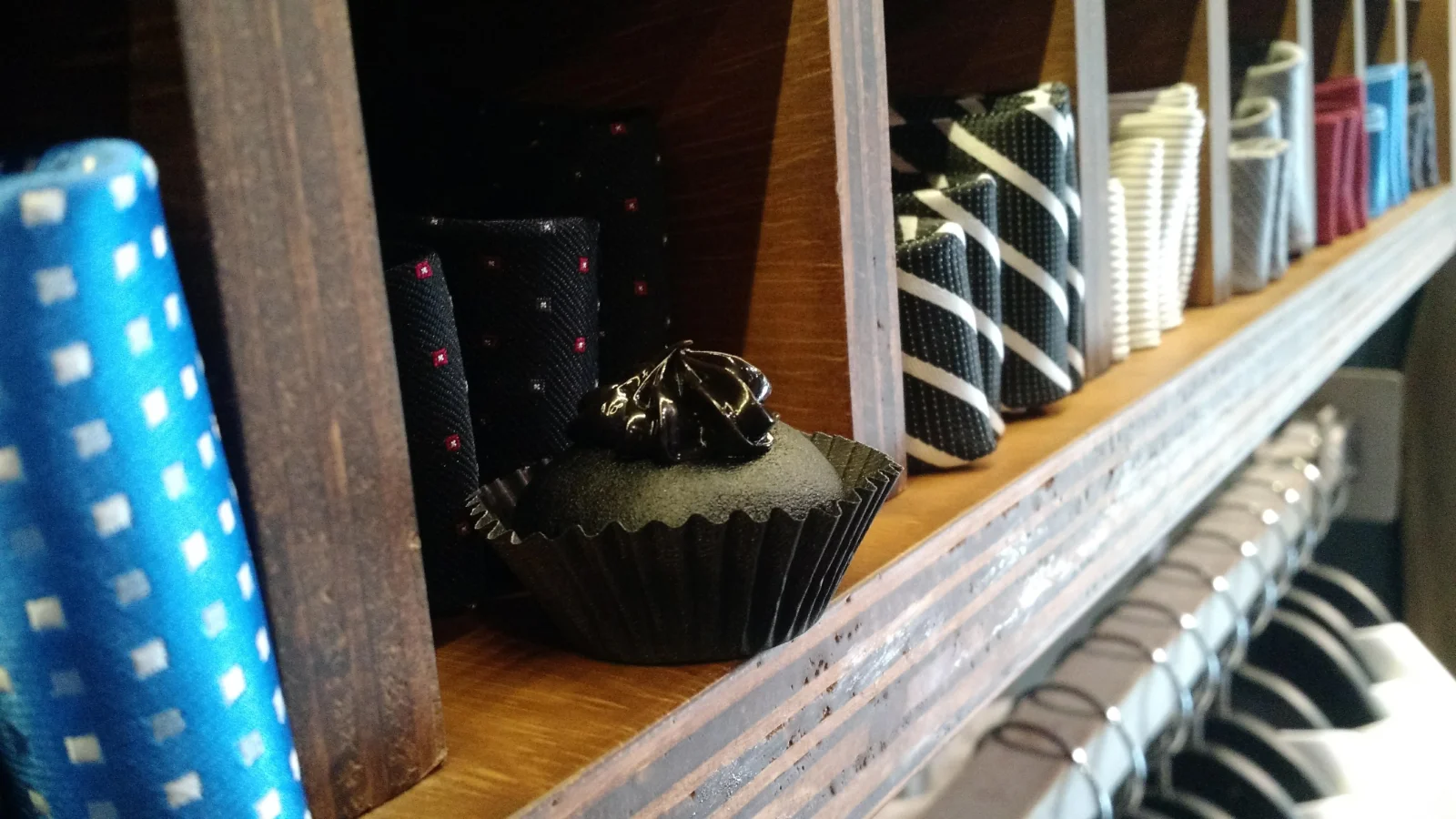 Belga black da Cake Box