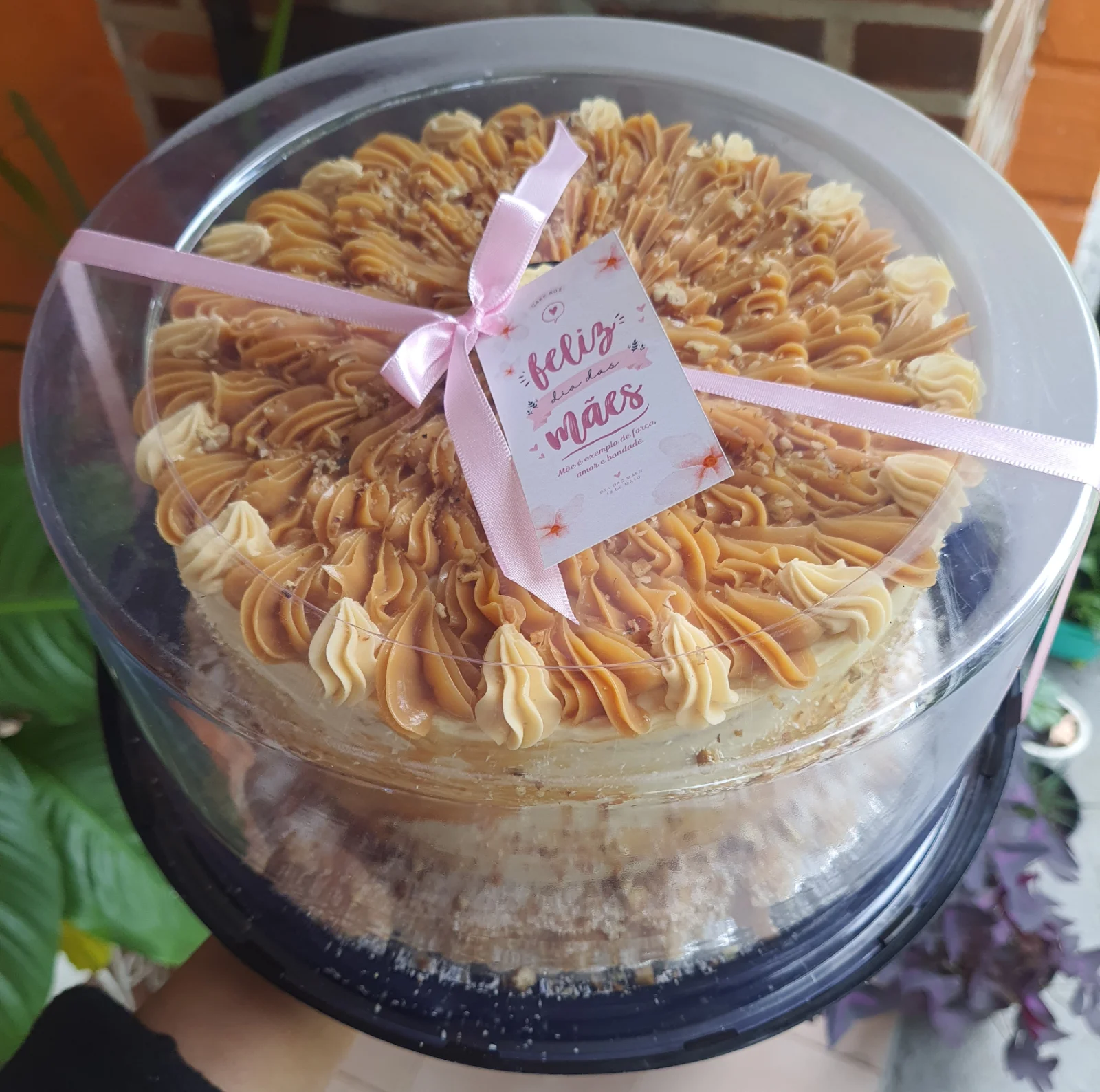 Pina Nut Cake da Cake Box