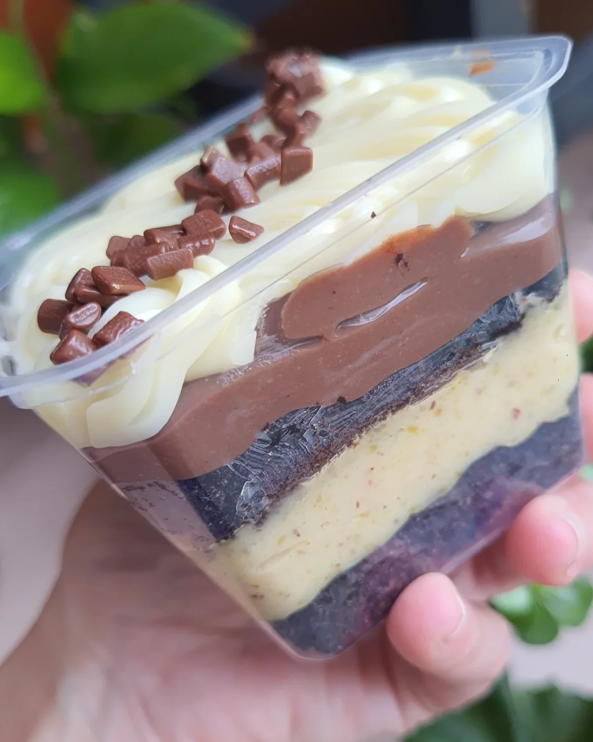 Bolo no Pote Creme de Avelãs c/Pistache/Chandelle/Ninho da Cake Box