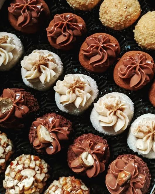 Brigadeiro gourmet, clássicos de festa e trufas